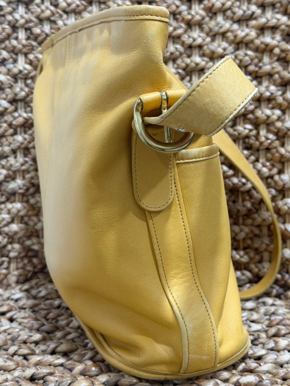 Vintage Coach SoHo Bleeker Bucket Bag 4153 - Picture 3 of 12